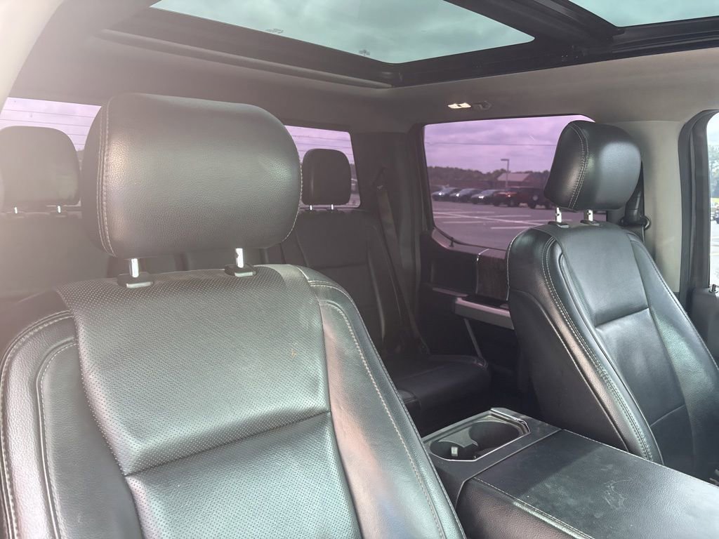 Used 2017 Ford F250 Lariat w/ Lariat Ultimate Package AWD/4WD image 17