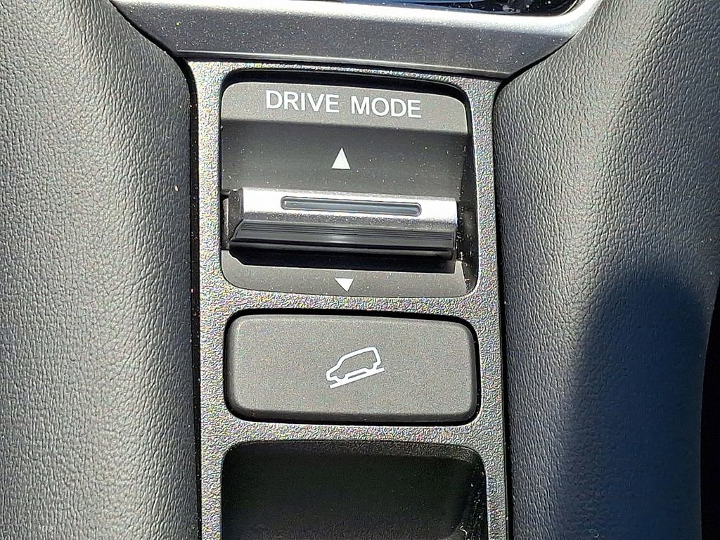 Used 2026 Honda HR-V EX-L image 19