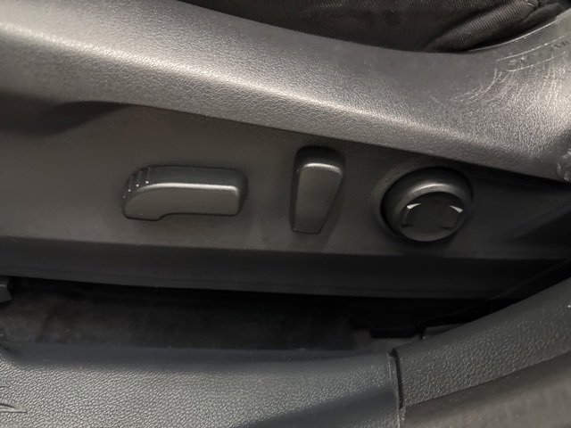 Used 2022 Subaru Outback Premium image 19