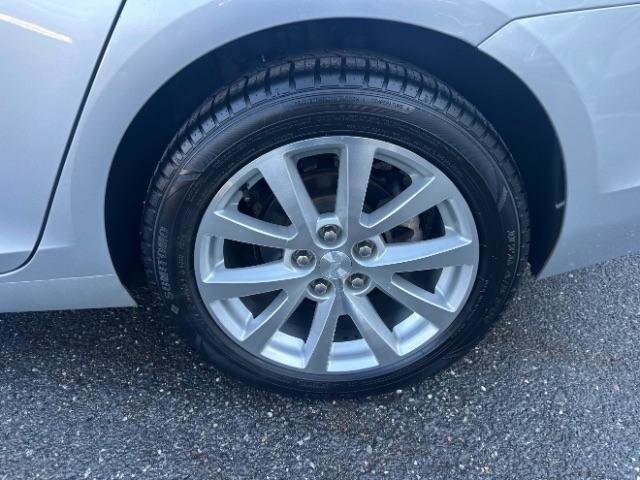 Used 2013 Chevrolet Malibu LTZ image 12