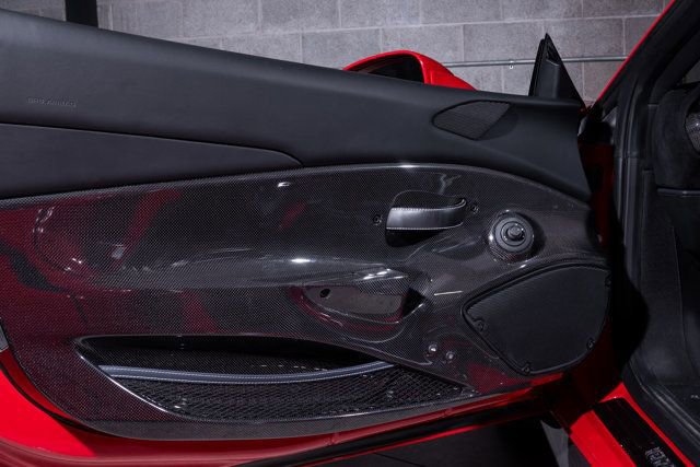 Used 2020 Ferrari 488 Pista Spider image 29