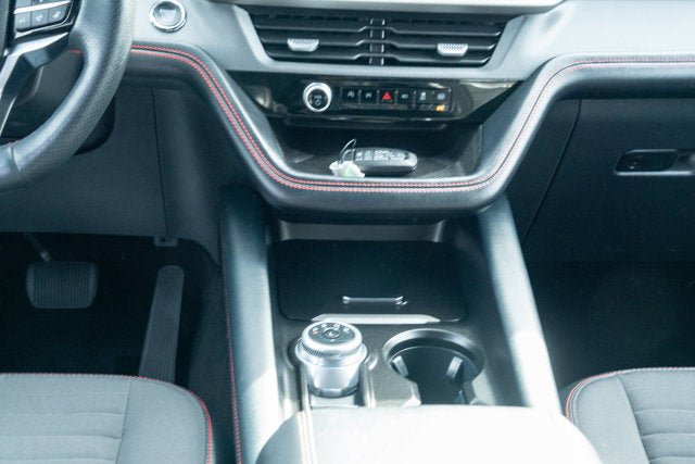 Used 2025 Ford Explorer ST-Line AWD/4WD image 31