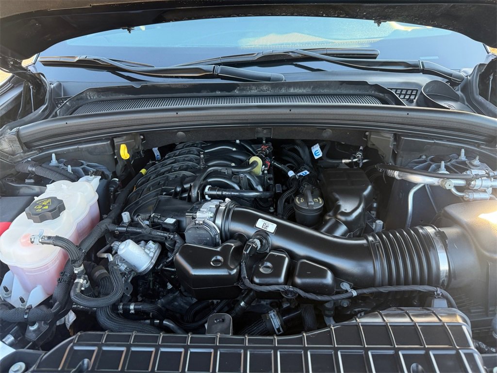 Used 2024 Jeep Grand Cherokee L Laredo w/ Luxury Tech Group I image 20