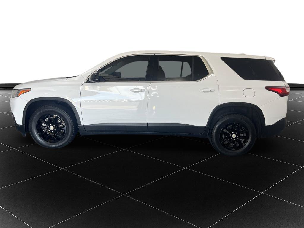 Used 2020 Chevrolet Traverse LS FWD image 2