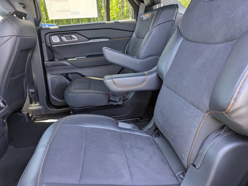 New 2026 Ford Explorer Tremor w/ Tremor Ultimate Package AWD/4WD image 18