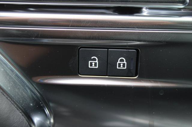 New 2025 Land Rover Range Rover Long Wheelbase SE image 23