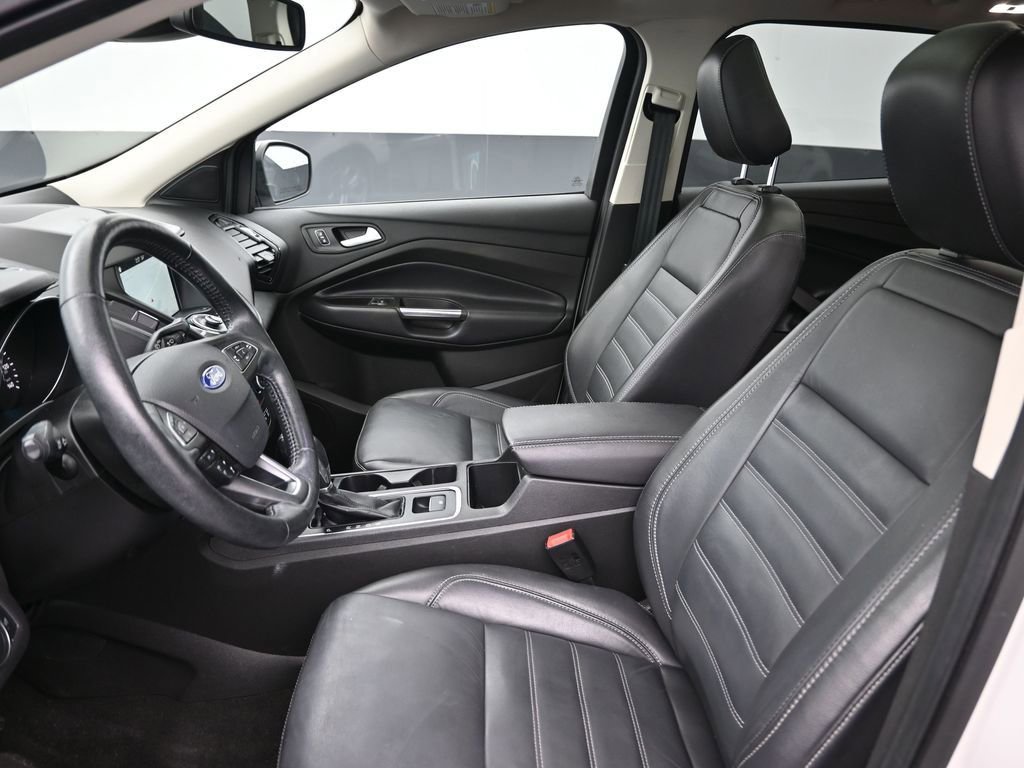 Used 2019 Ford Escape Titanium image 11