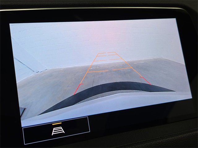 Used 2023 Cadillac XT4 Premium Luxury w/ Technology Package image 23