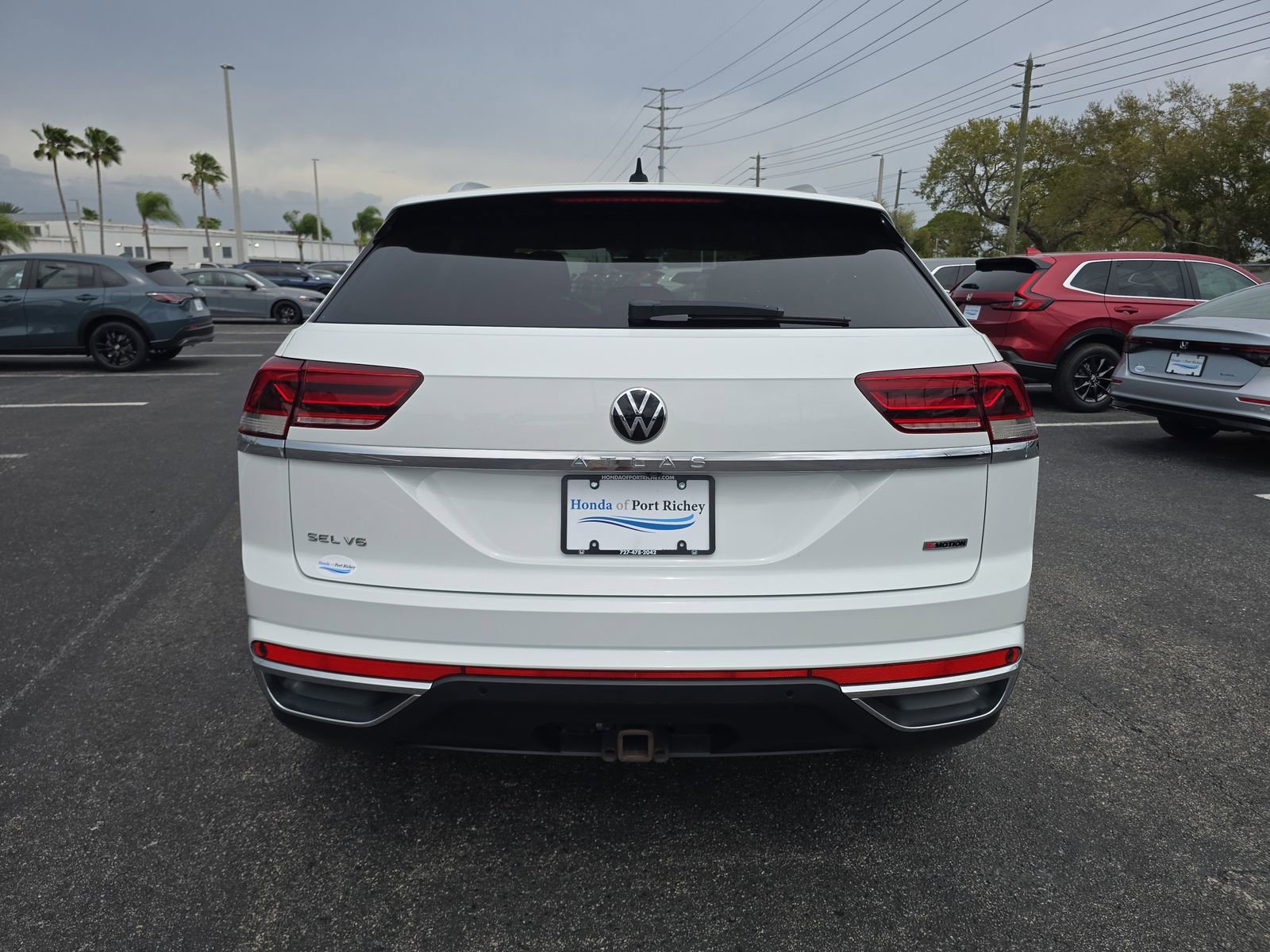 Used 2020 Volkswagen Atlas Cross Sport SEL Premium image 5