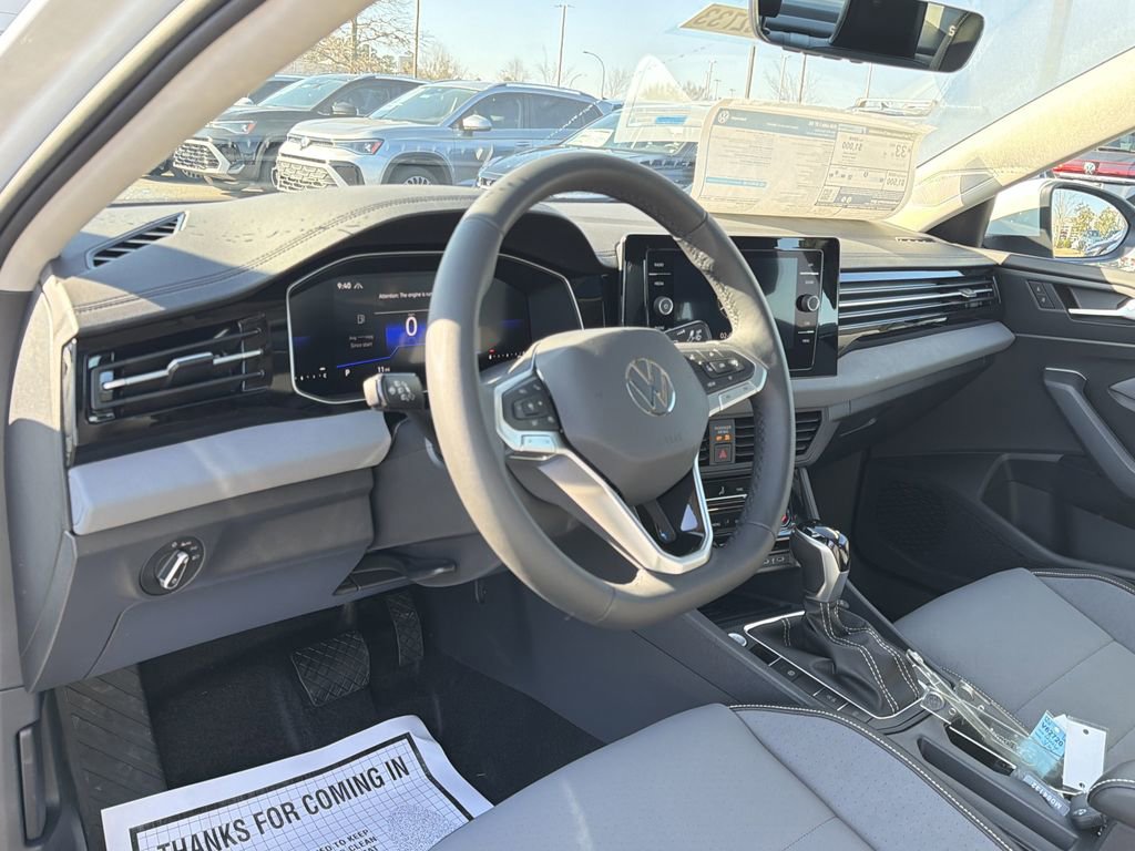 New 2026 Volkswagen Jetta SE image 10