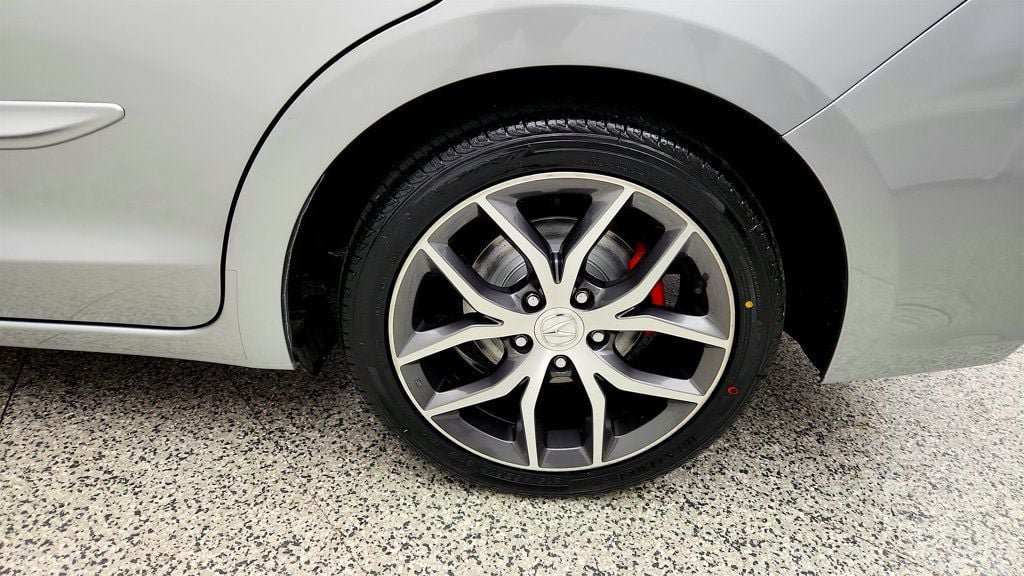 Used 2021 Acura ILX w/ Technology Package FWD image 9