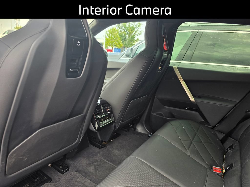 Used 2024 BMW iX xDrive50 w/ Premium Package AWD/4WD image 12