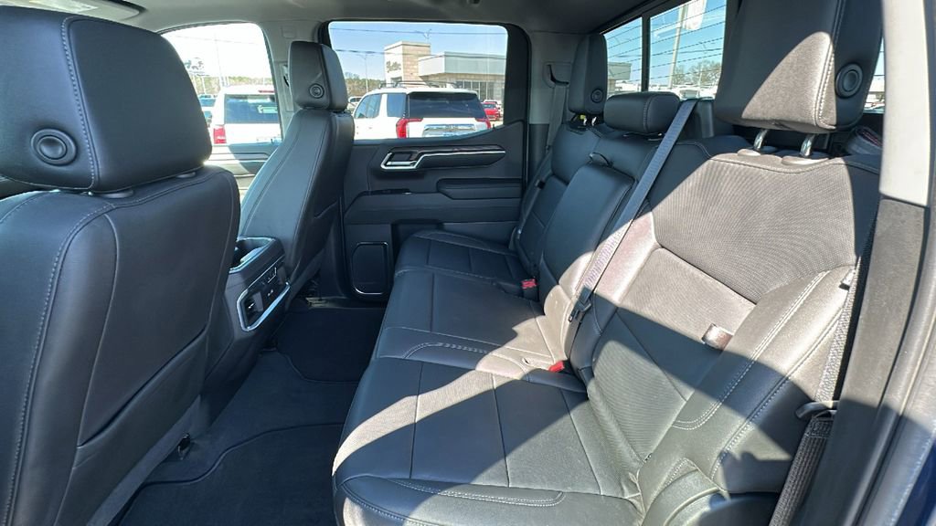 Used 2022 GMC Sierra 1500 SLT w/ SLT Premium Plus Package image 11