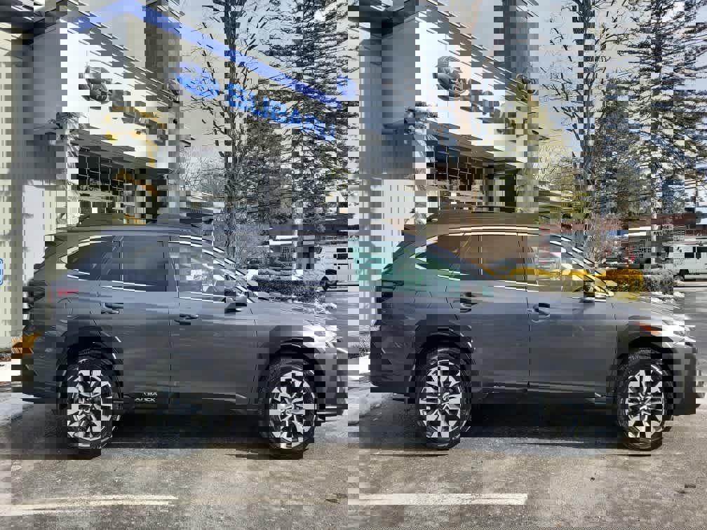 Used 2023 Subaru Outback Limited image 2