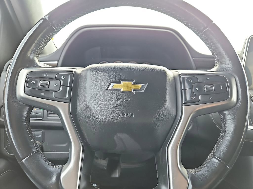 Used 2021 Chevrolet Suburban LT RWD image 19