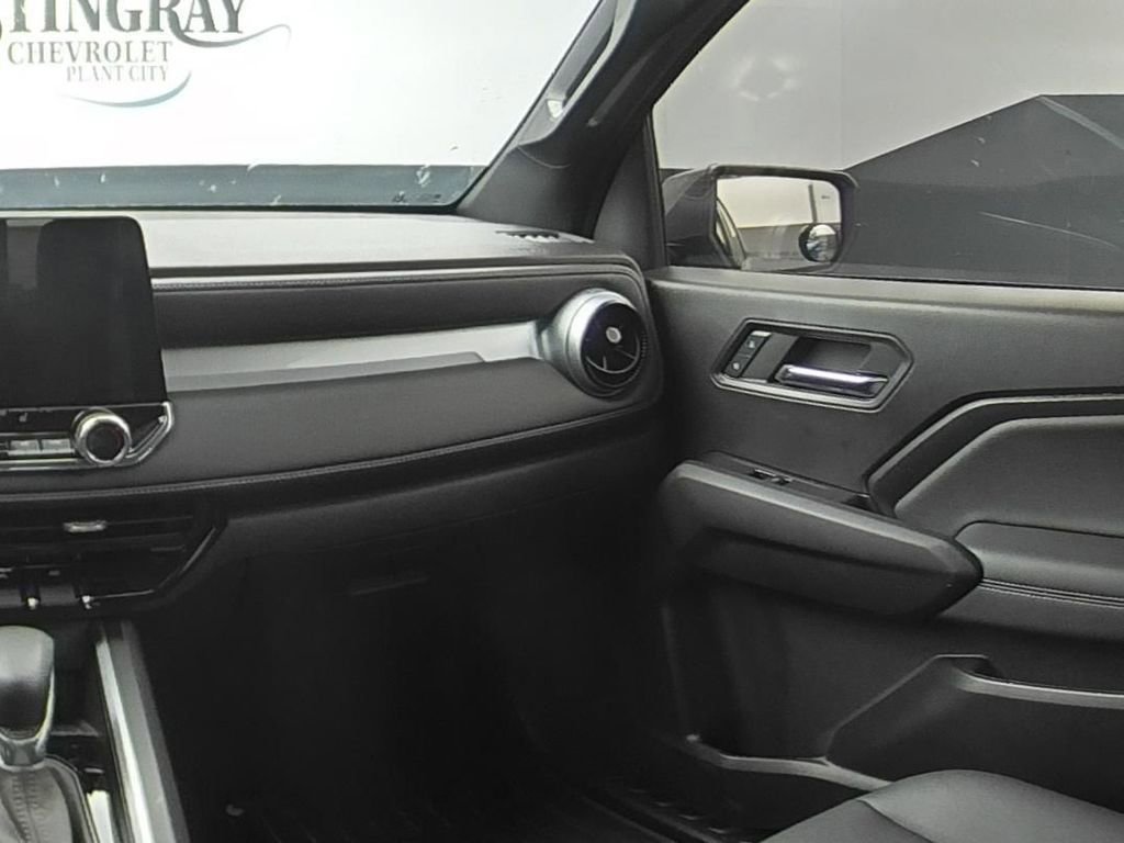 Used 2024 Chevrolet Colorado LT w/ LT Convenience Package III RWD image 15