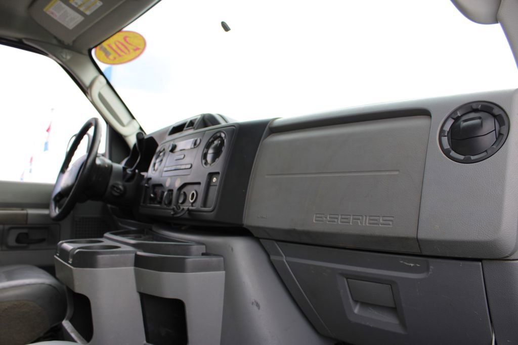 Used 2015 Ford E-350 and Econoline 350 Super Duty image 21
