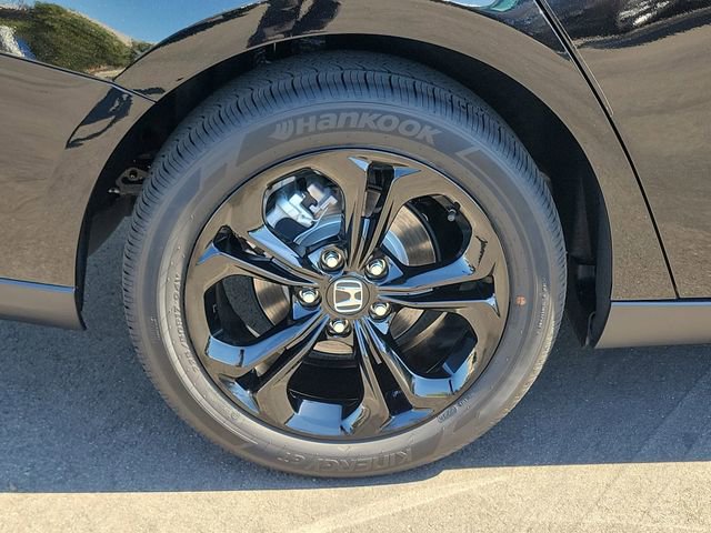 Certified 2025 Honda Accord SE image 6