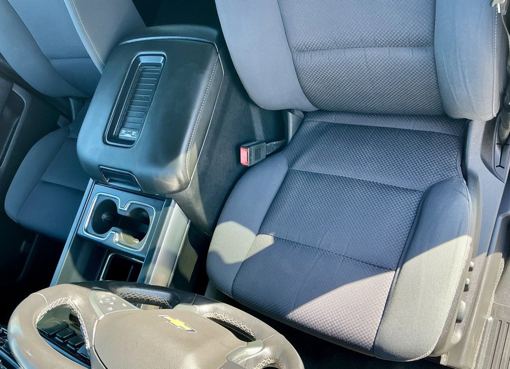 Used 2018 Chevrolet Silverado 1500 LT w/ Texas Edition image 39