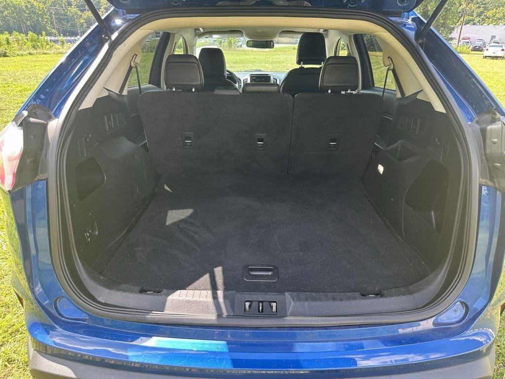 Used 2022 Ford Edge SEL image 27