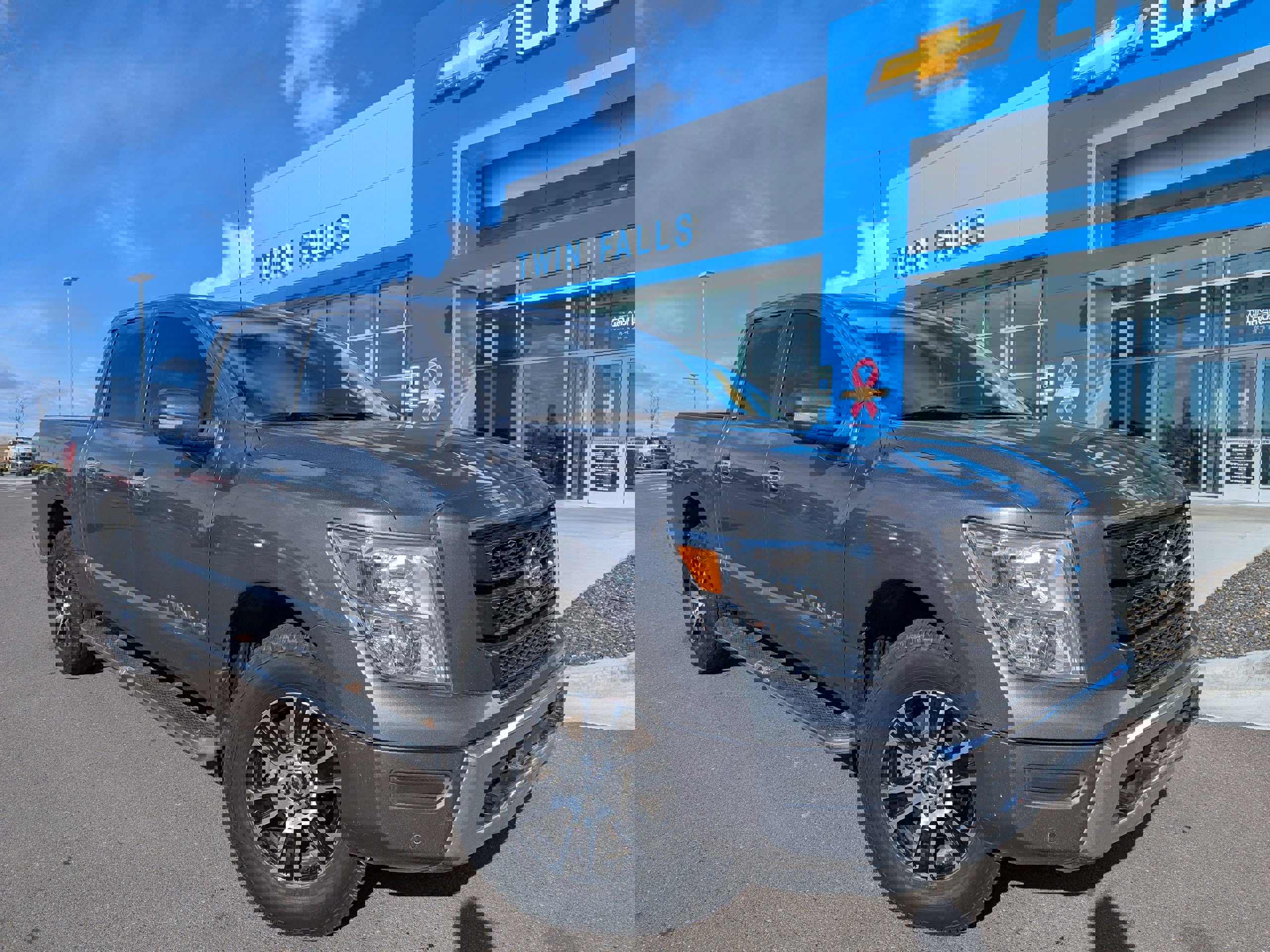 Used 2020 Nissan Titan SV w/ SV Convenience Package