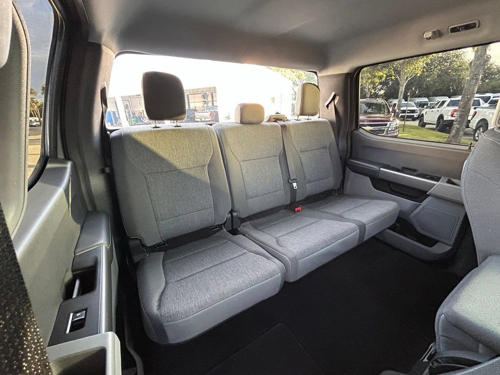 Certified 2025 Ford F250 XL w/ STX Appearance Package AWD/4WD image 29