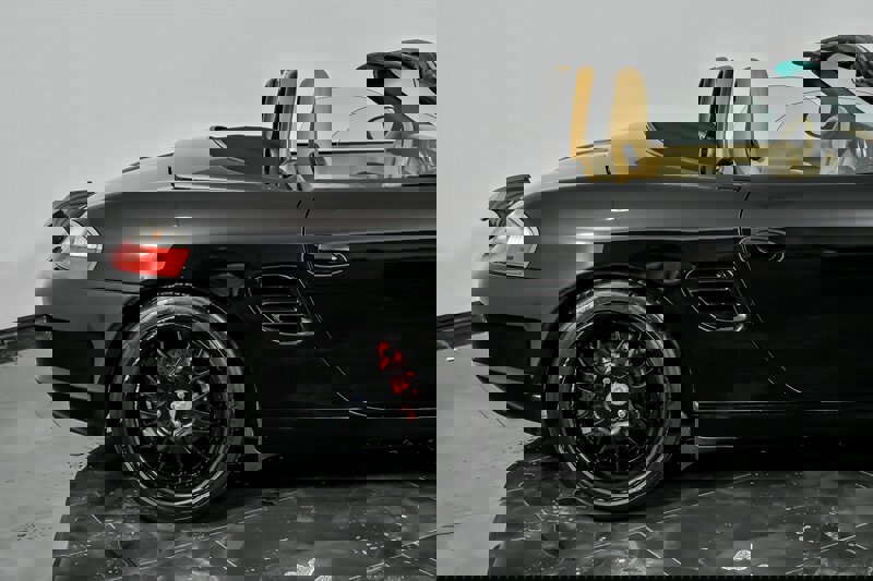 Used 2003 Porsche Boxster S image 11