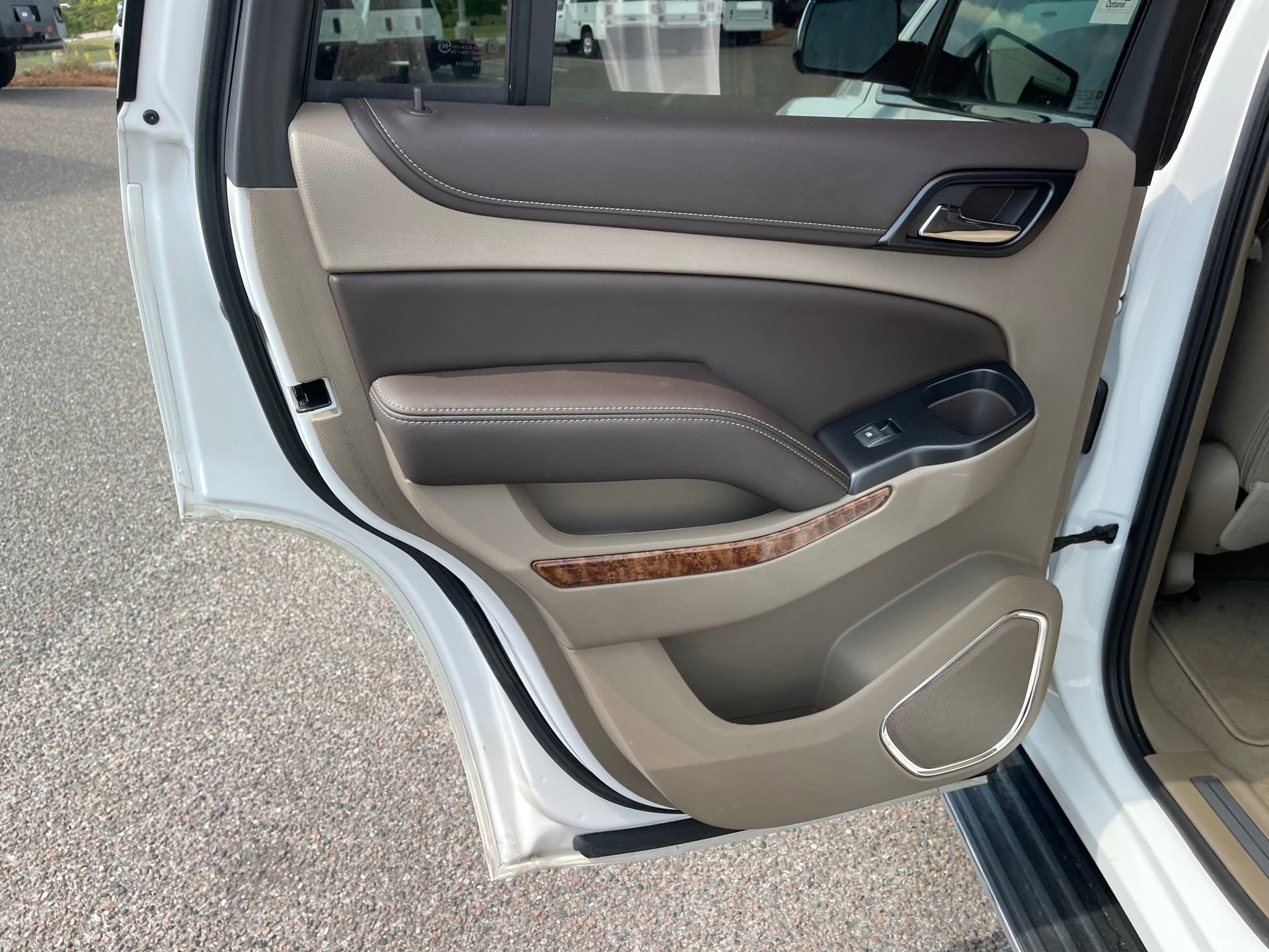 Used 2019 Chevrolet Tahoe Premier AWD/4WD image 19