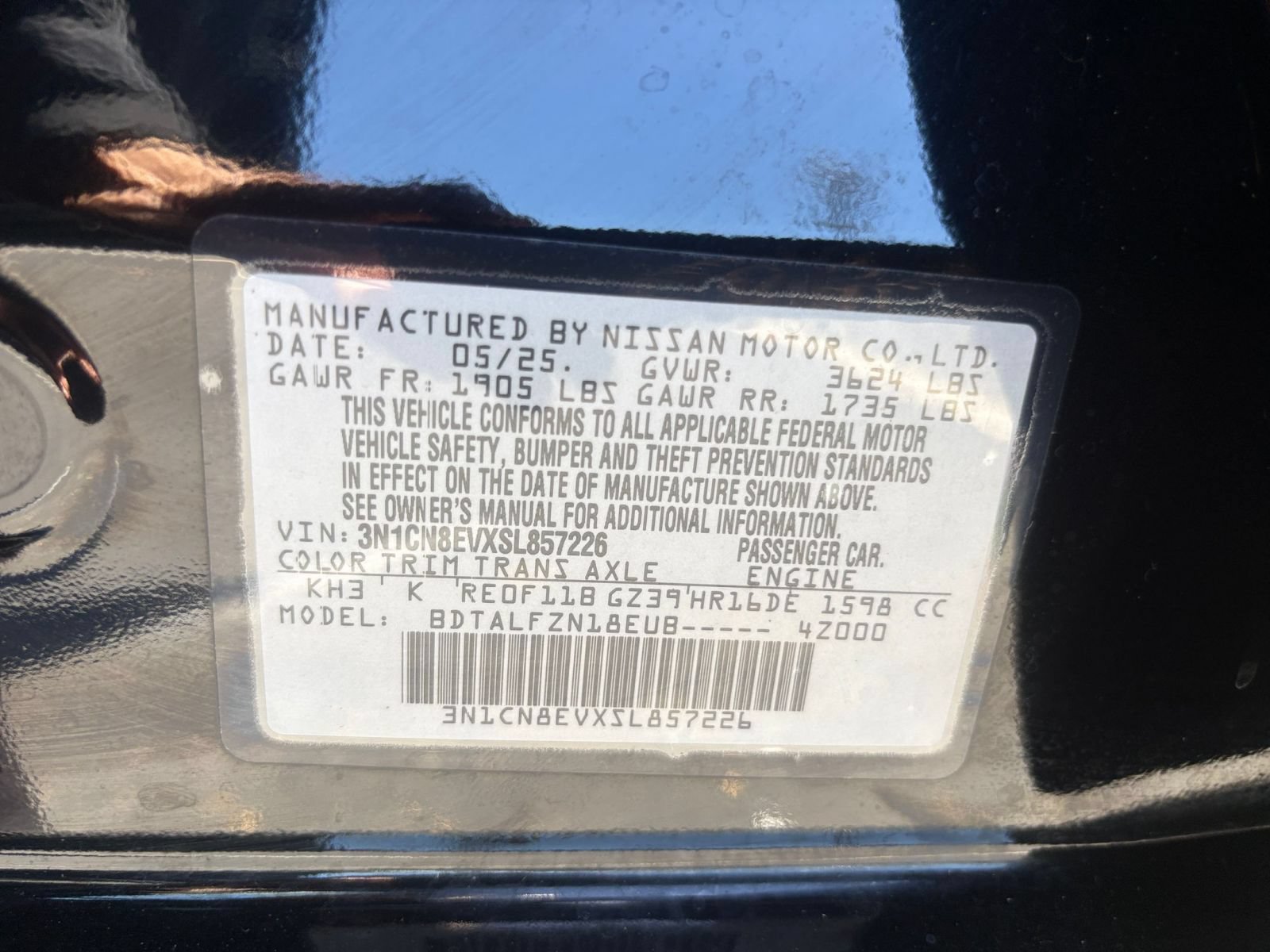 Used 2025 Nissan Versa SV FWD image 27
