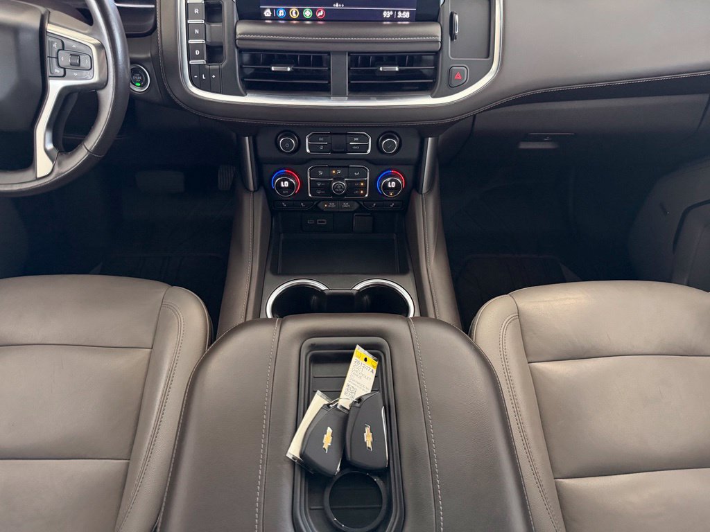Used 2021 Chevrolet Tahoe Z71 w/ Luxury Package AWD/4WD image 24