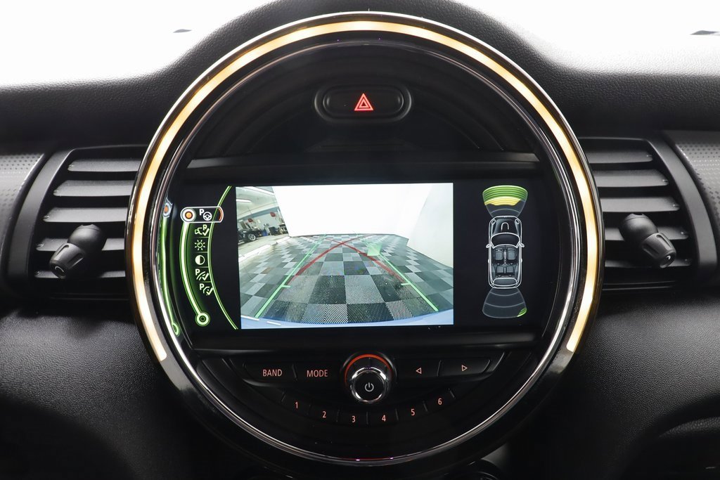 Used 2018 MINI Cooper Convertible image 11