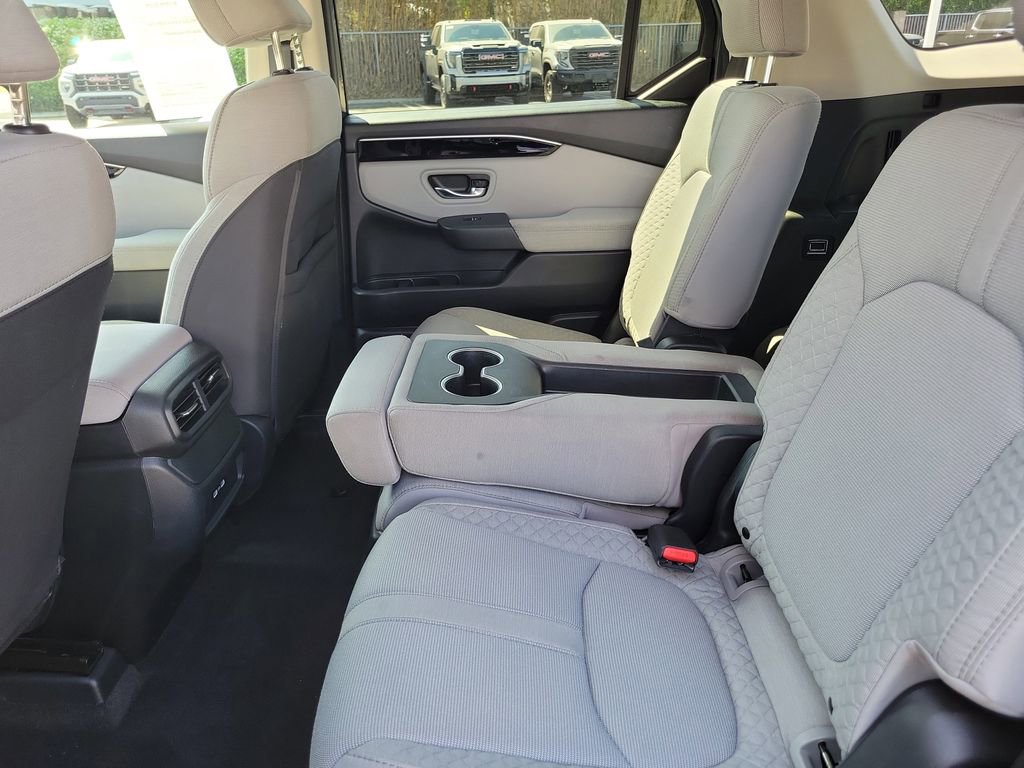 Certified 2023 Honda Pilot LX image 11