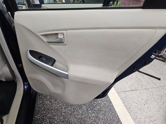 Used 2014 Toyota Prius Three FWD image 28