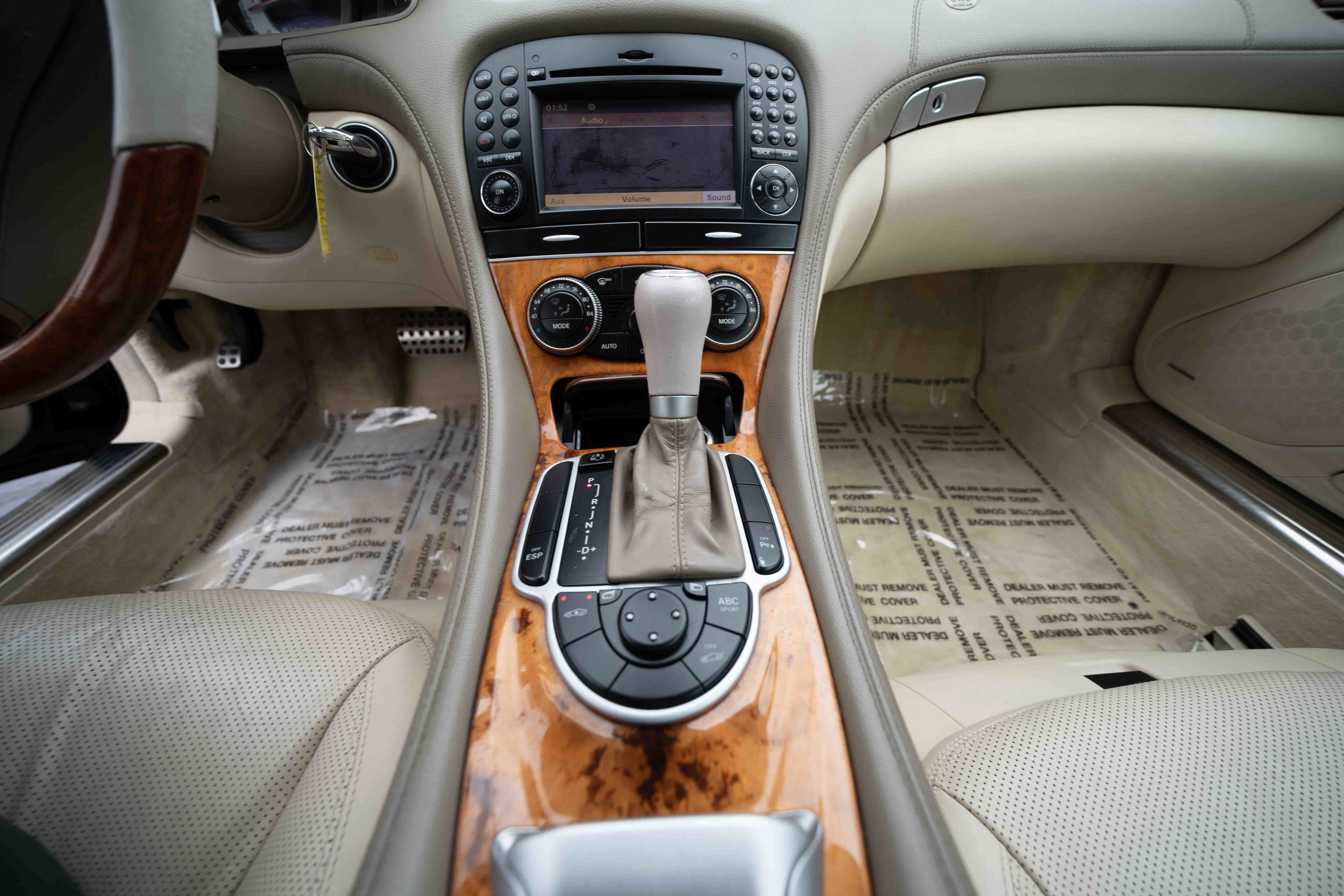 Used 2009 Mercedes-Benz SL 550 image 20