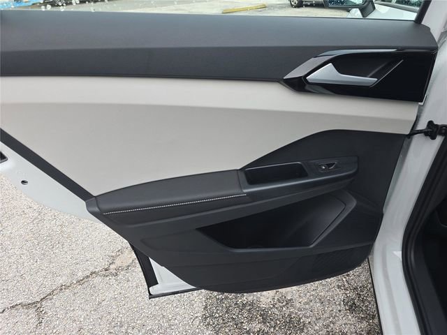 New 2025 Volkswagen Taos S image 8