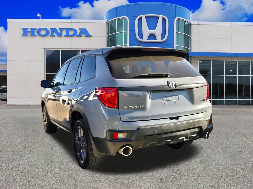Used 2023 Honda Passport EX-L image 4