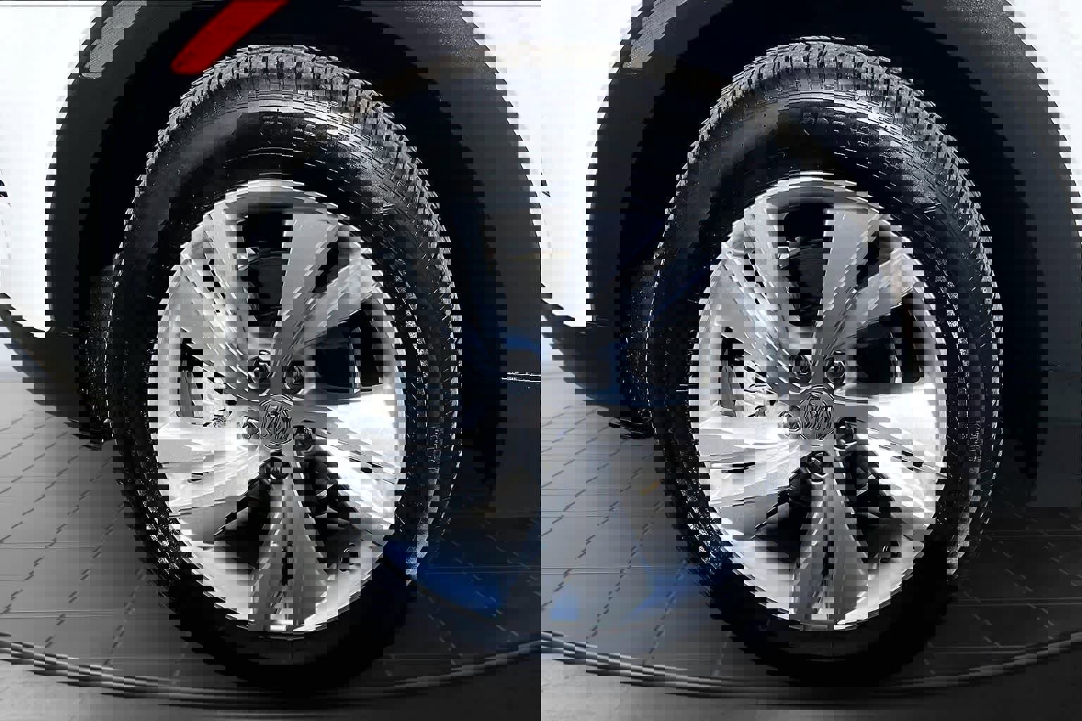 Used 2024 Buick Encore GX Preferred image 8