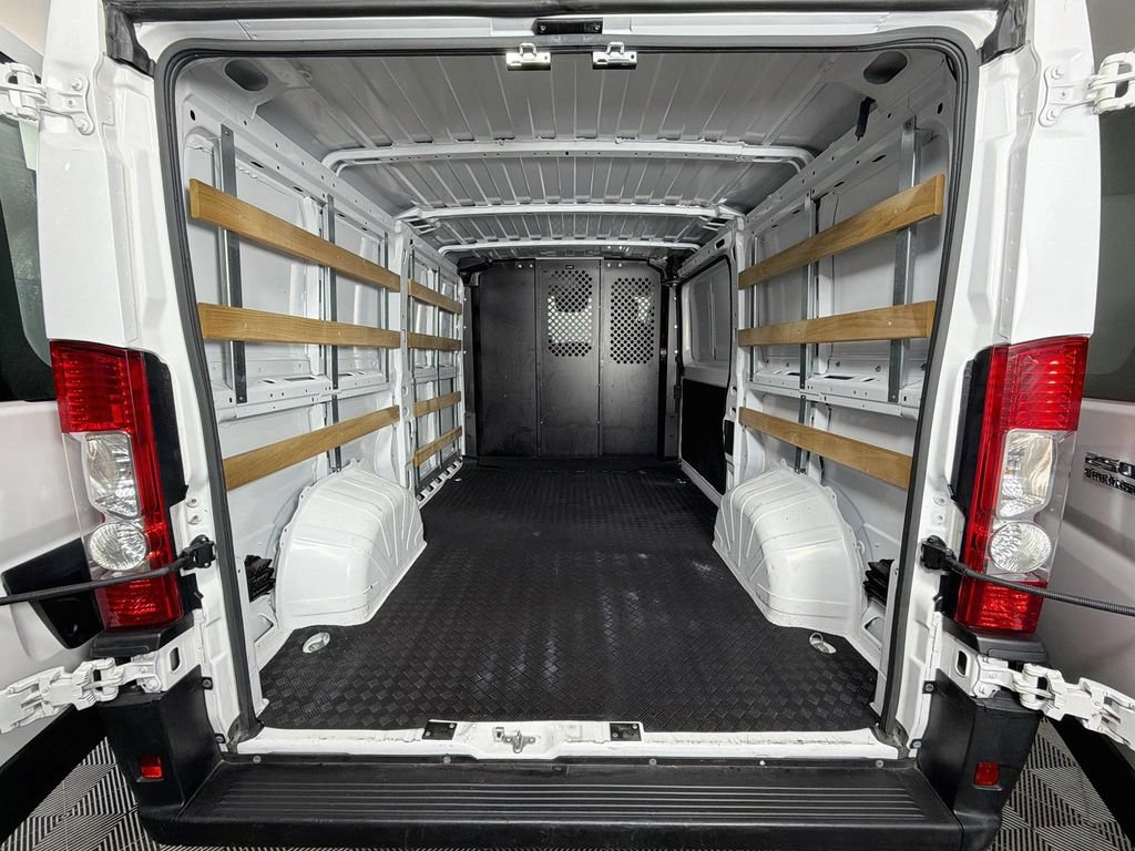 Used 2025 RAM ProMaster 2500 w/ U-Haul Equipment Group FWD image 23