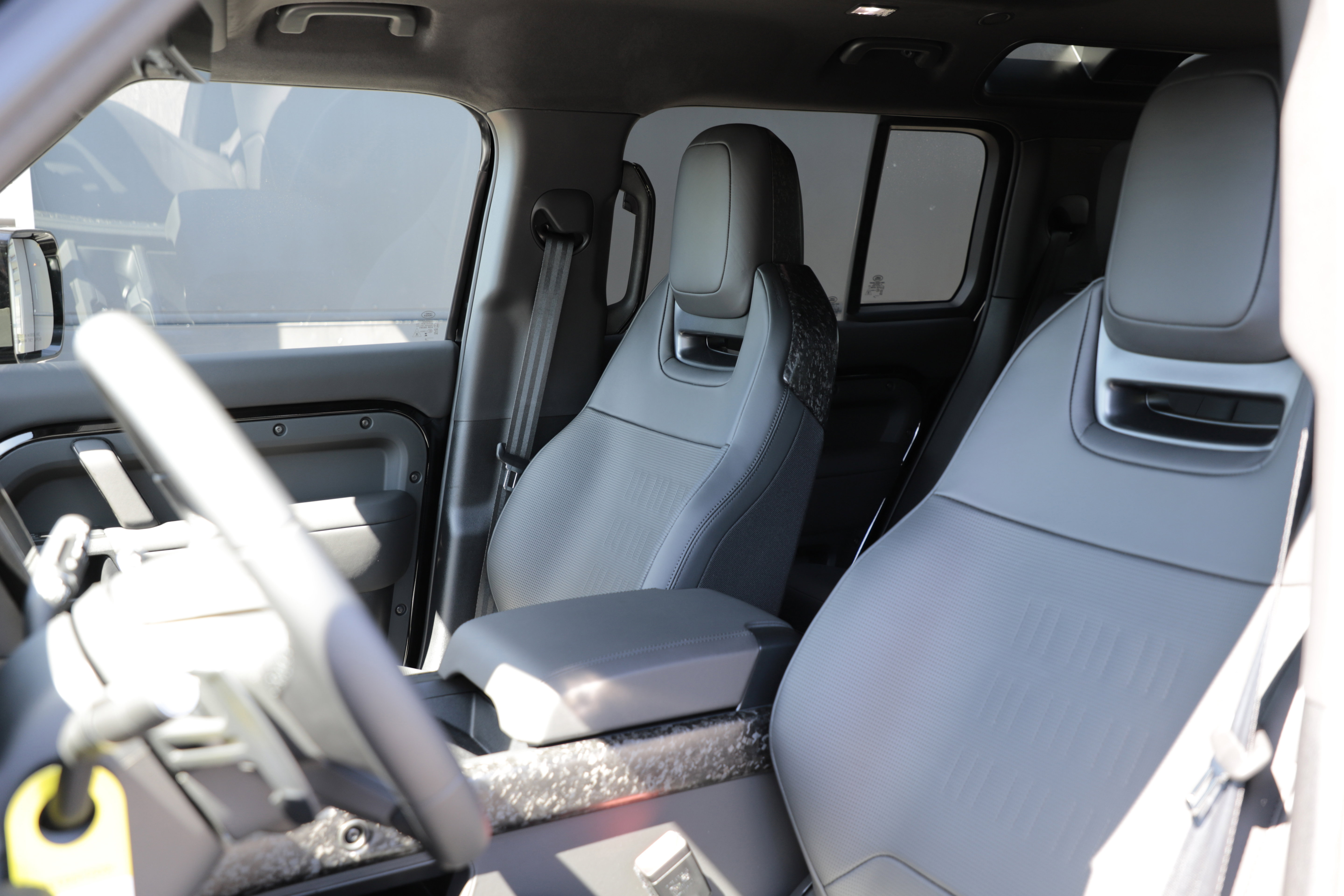 New 2026 Land Rover Defender 110 OCTA AWD/4WD image 17