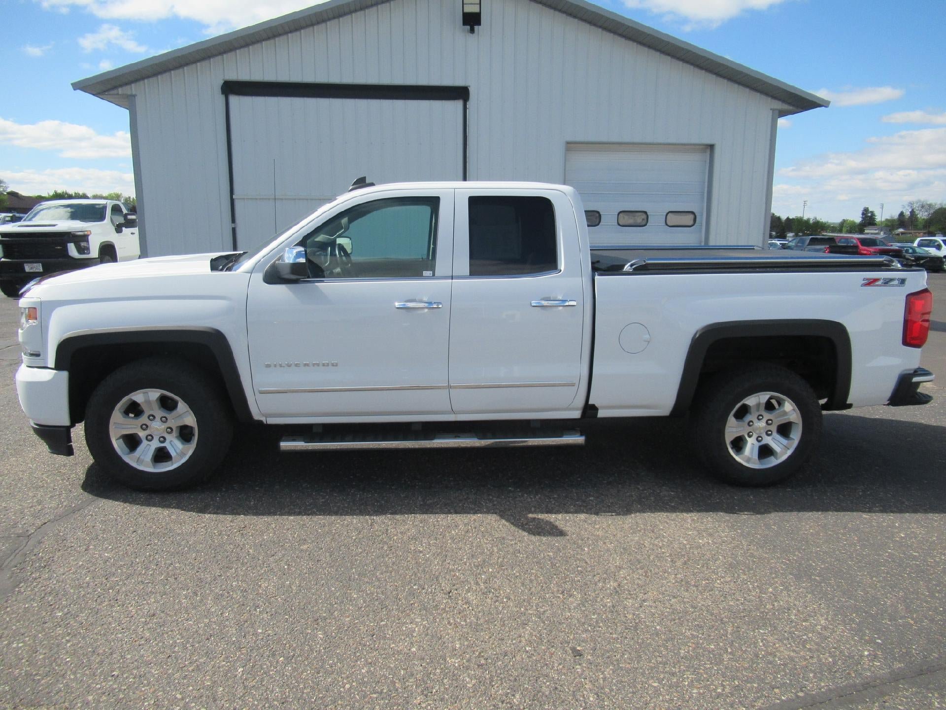 Certified 2017 Chevrolet Silverado 1500 LTZ Z71 w/ LTZ Plus Package AWD/4WD image 8