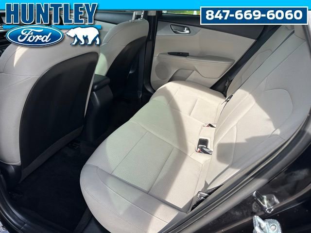 Used 2020 Kia Forte LXS FWD image 12
