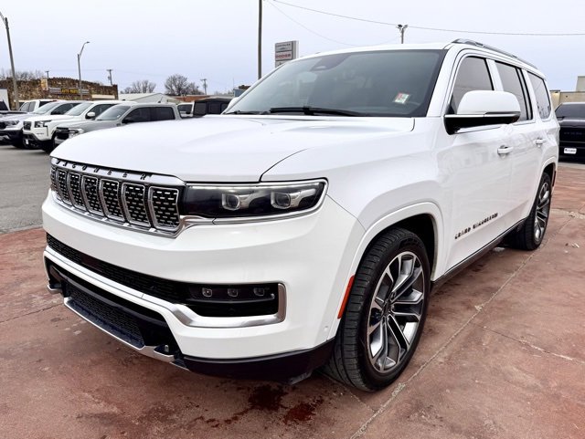 Used 2022 Jeep Grand Wagoneer Series III w/ Rear Seat Video Group 1