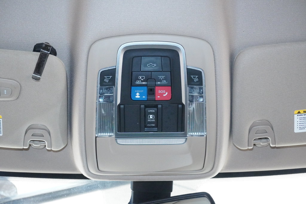 Used 2021 RAM 3500 Laramie AWD/4WD image 22