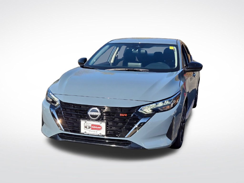 Used 2025 Nissan Sentra SR w/ Trunk Package FWD image 3