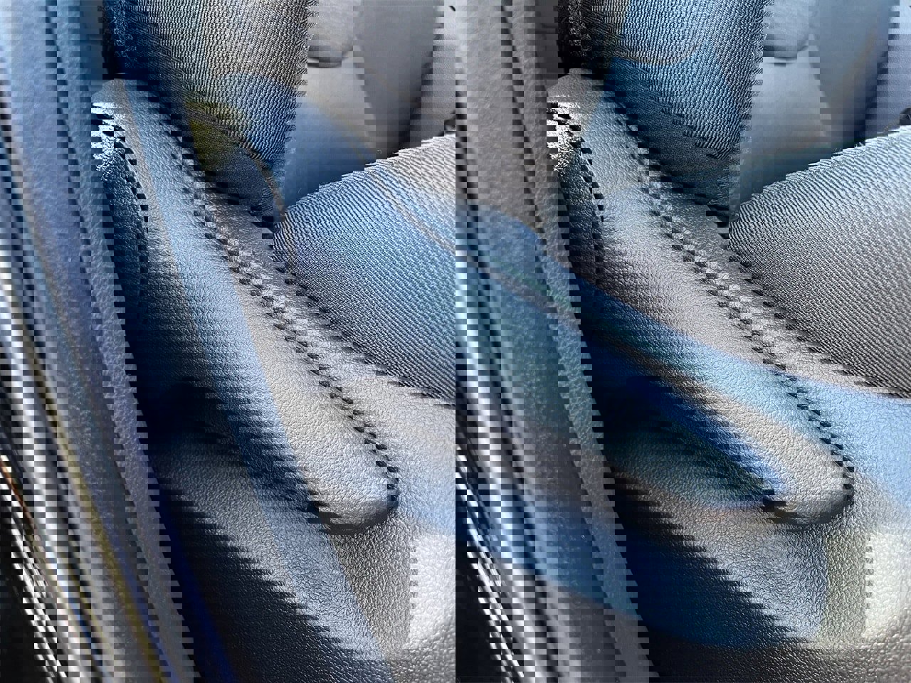 Used 2024 Toyota RAV4 XLE image 27