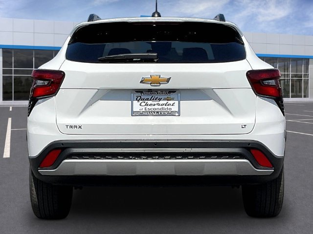 New 2026 Chevrolet Trax LT w/ Driver Confidence Package FWD image 4