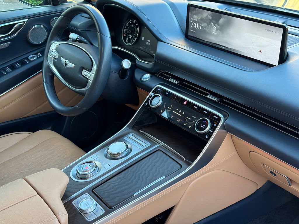Used 2023 Genesis GV80 3.5T Advanced + AWD/4WD image 11