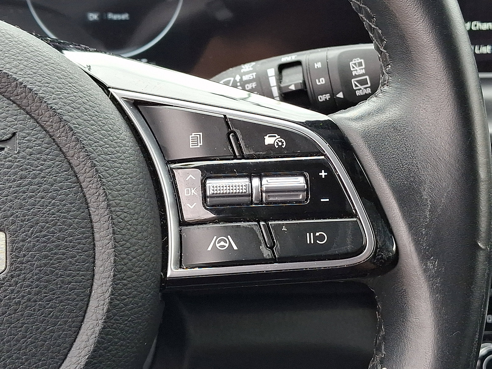 Used 2024 Kia Seltos S AWD/4WD image 23