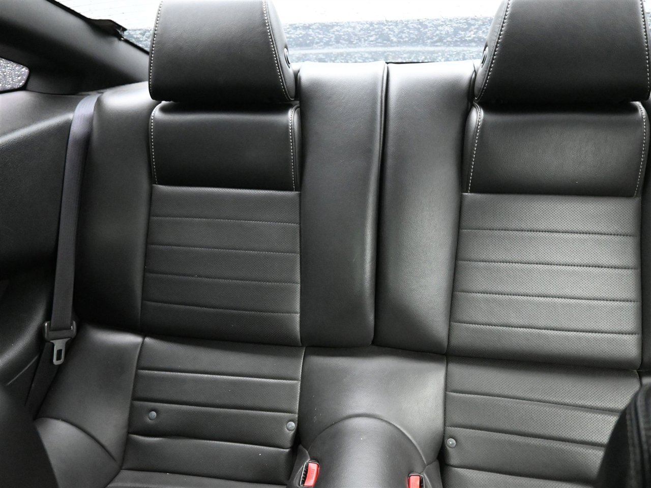 Used 2014 Ford Mustang GT Premium image 14