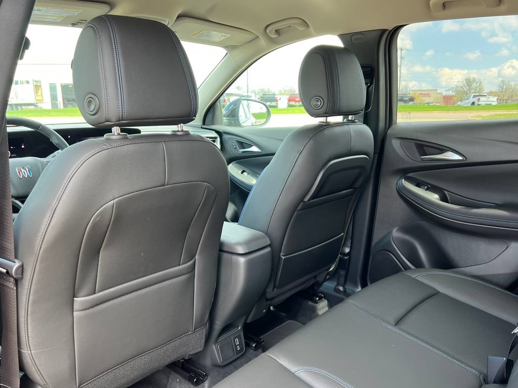 New 2026 Buick Encore GX Sport Touring w/ Comfort Package AWD/4WD image 34